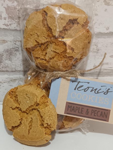 Maple and pecan Teonis Cookie