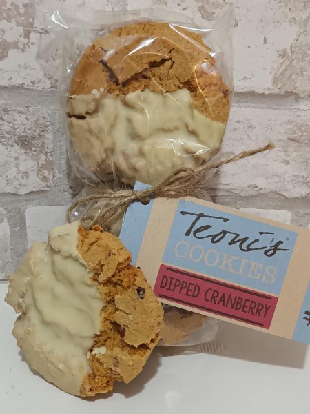 Dipped Cranberry  Teonis Cookie